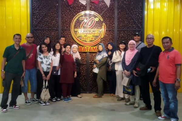 foto - Isra Batam Transport & Padang - 2 foto - Isra Batam Transport & Padang - 2
